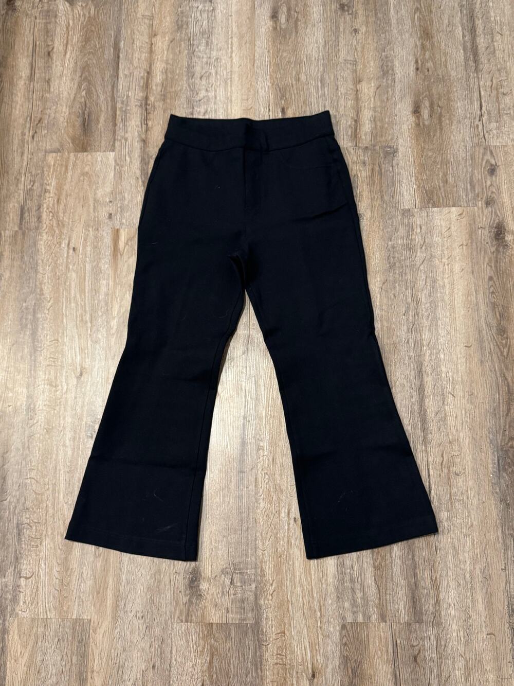 Spanx Women's The Perfect Black Pant Crop Flare Pants Size Medium